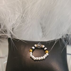 Elegant Pearl and Bead Ring with Gold Accents